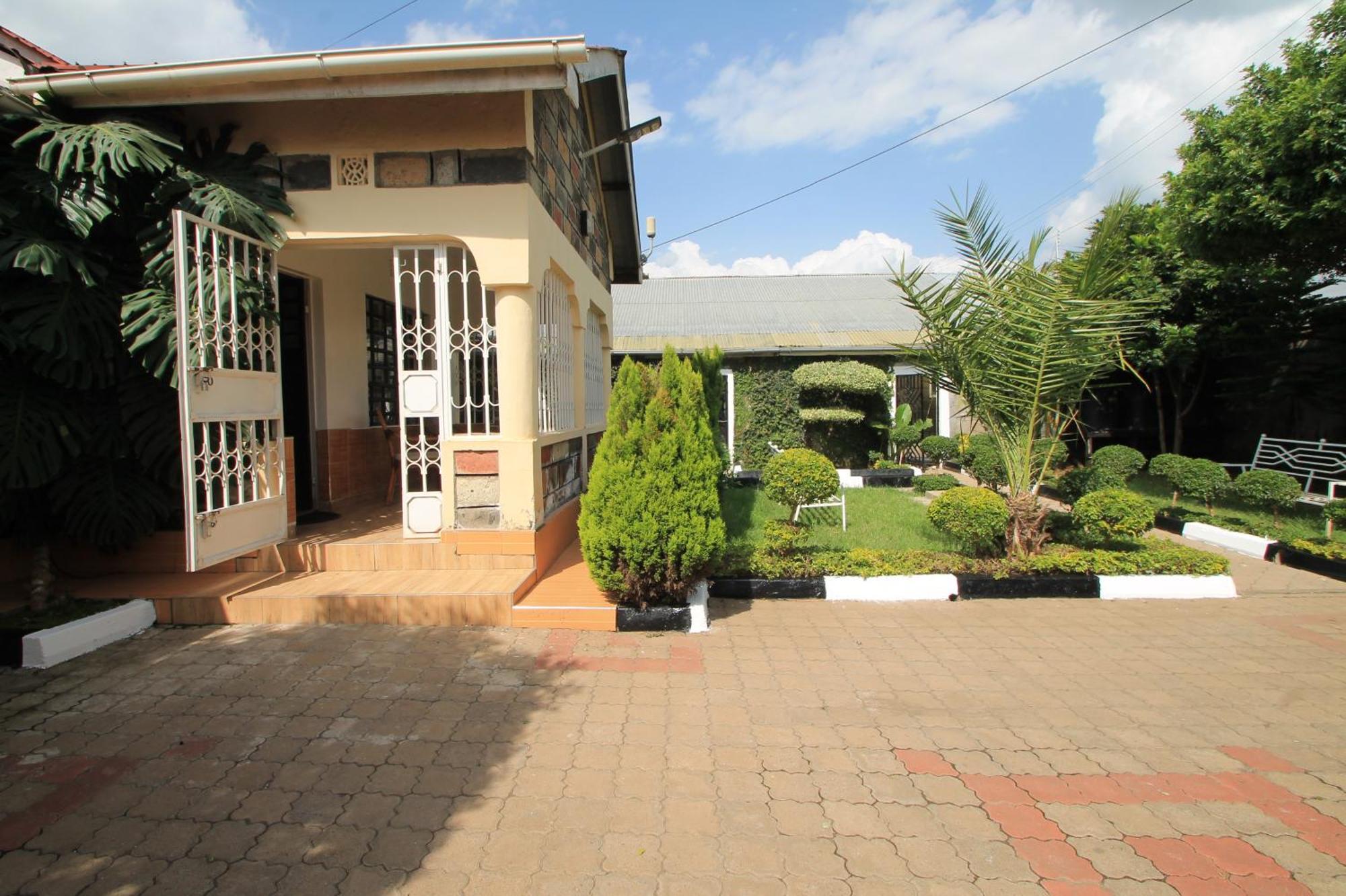North Manor Nakuru Villa Exterior photo